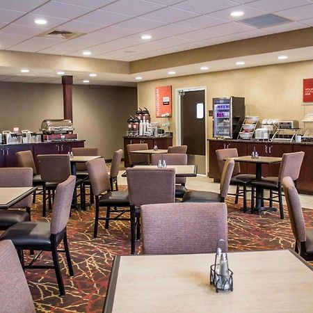 Comfort Inn & Suites Wadsworth Bagian luar foto