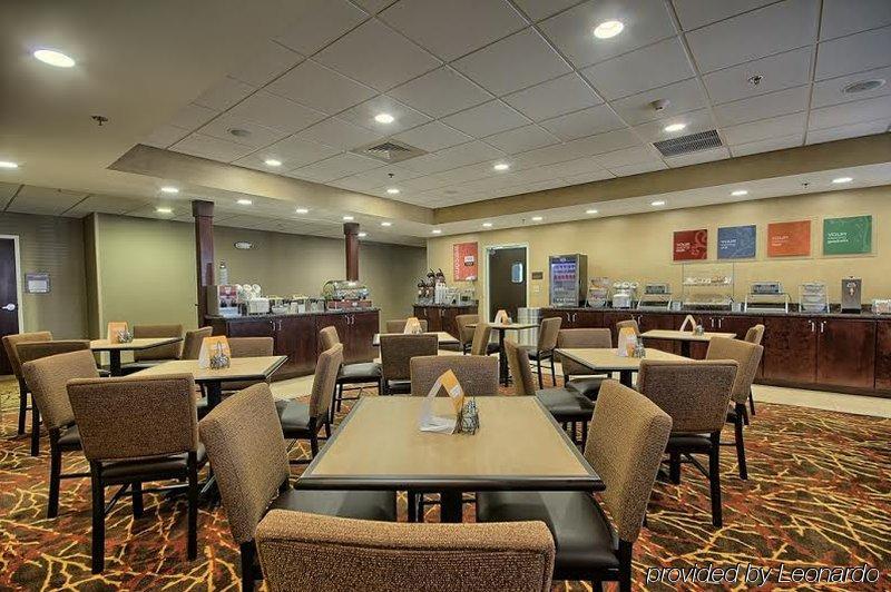 Comfort Inn & Suites Wadsworth Bagian luar foto